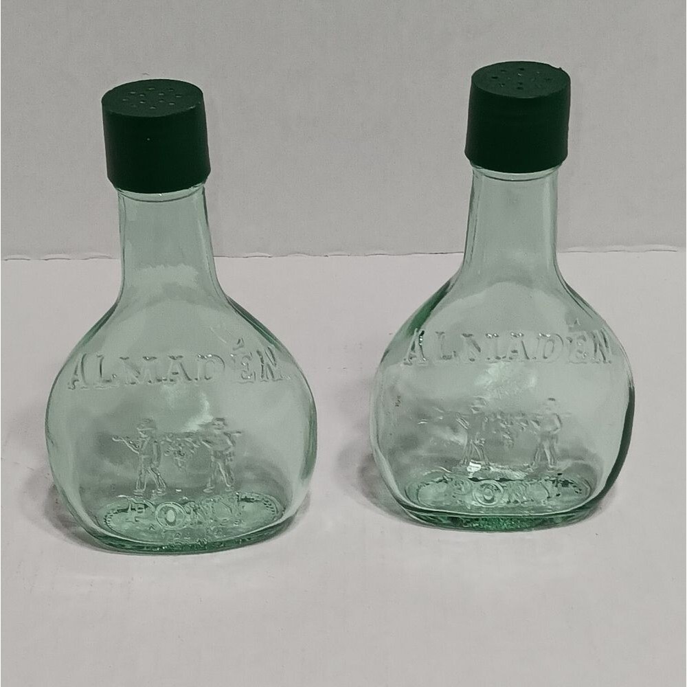 Almaden Vineyards Vintage Glass Salt and Pepper Shakers
